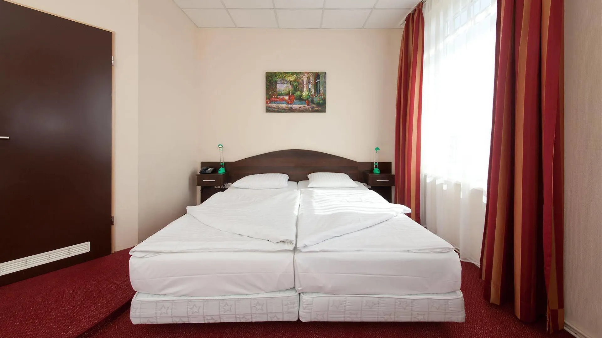 Hotel Polo Am Zob Αμβούργο