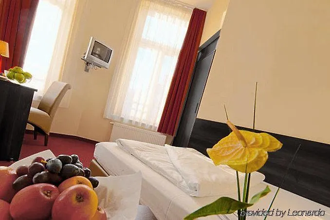 Hotel Polo Am Zob Hamburg