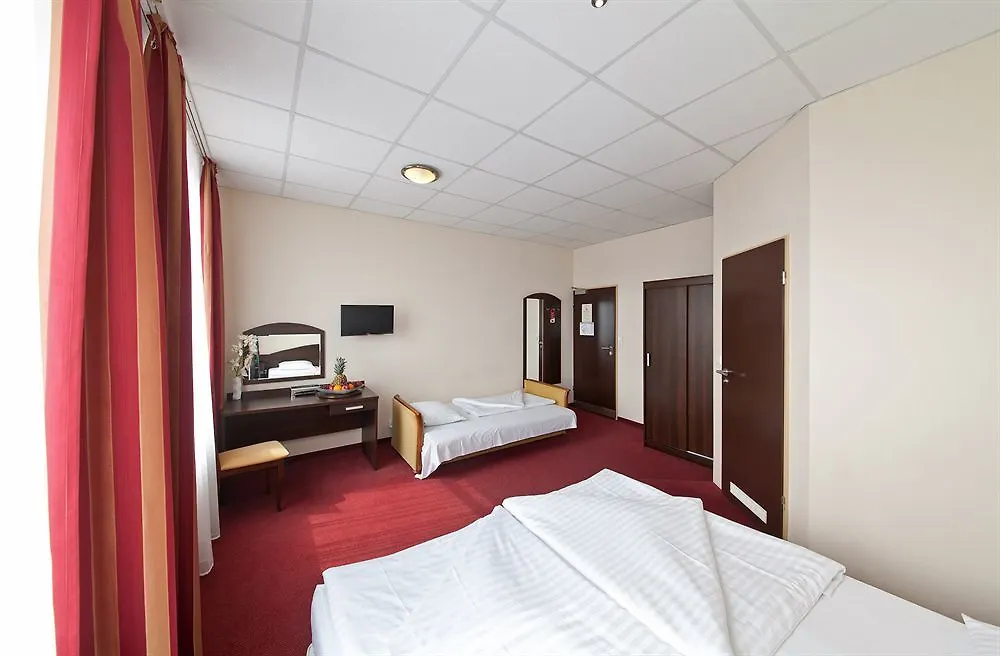 Hotel Polo Am Zob Hamburg
