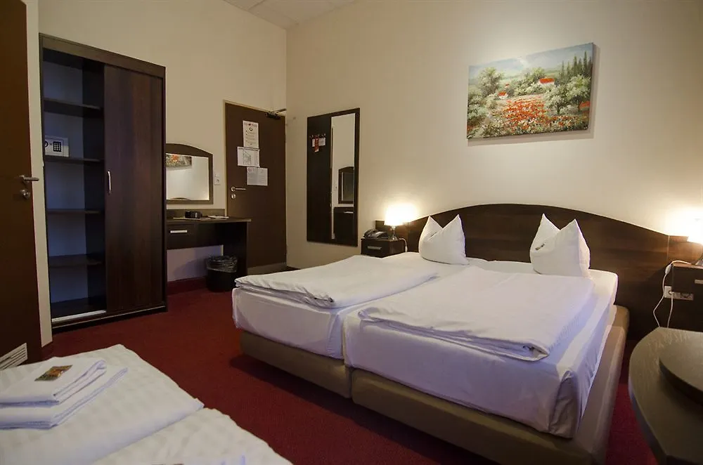 Hotel Polo Am Zob Hamburg