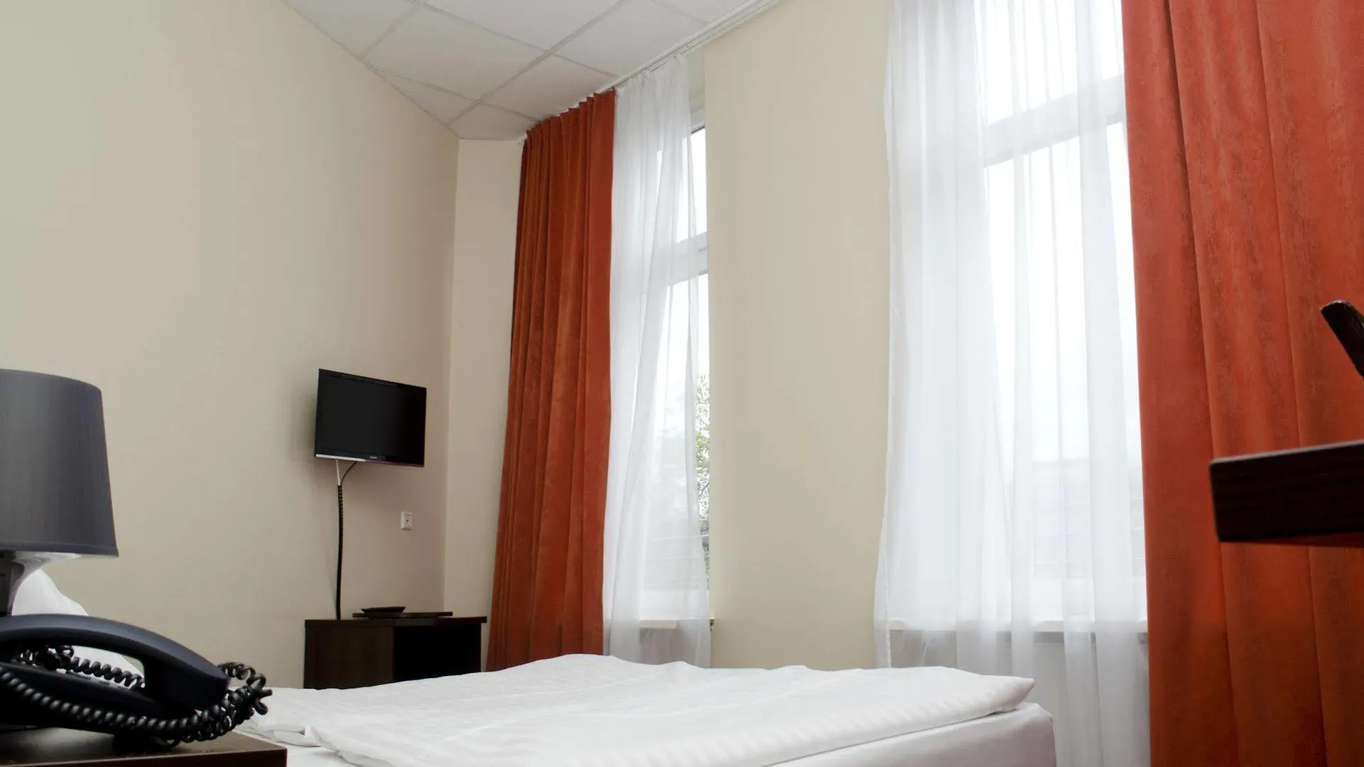 Hotel Polo Am Zob Hamburg